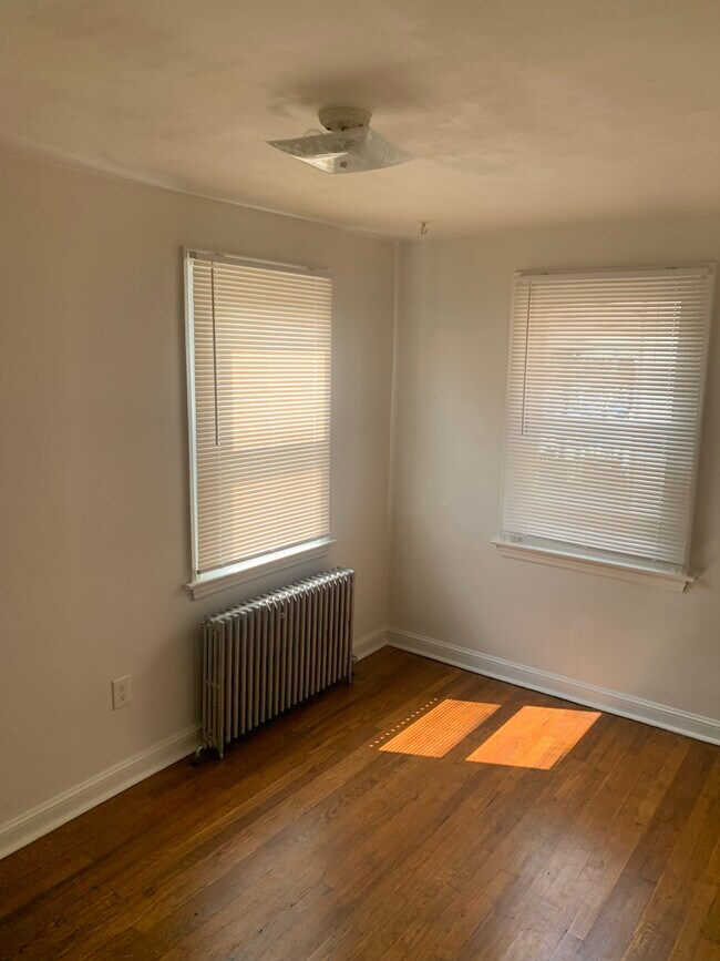 Foto del edificio - 59 Fairview Rd