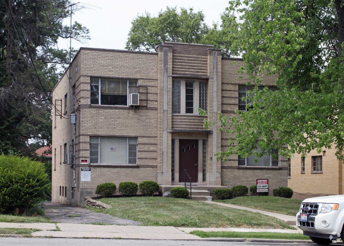5541 Montgomery Rd, Cincinnati, OH 45212 Apartments in Cincinnati, OH