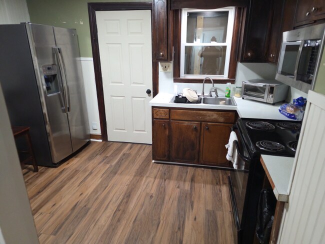 Foto del edificio - 465 Randolph Ave