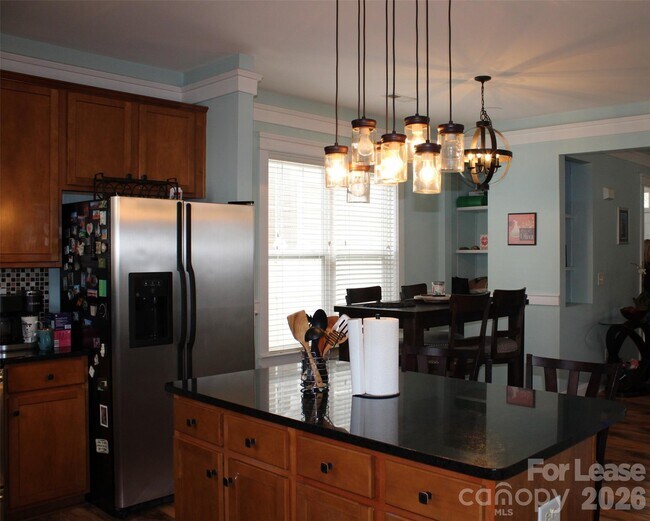 Foto del edificio - 18615 Bonham Ln