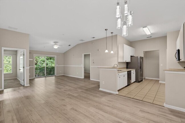 Building Photo - 9400 Underwing Way