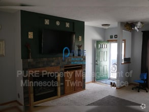 Building Photo - 3183 Juniper Ln