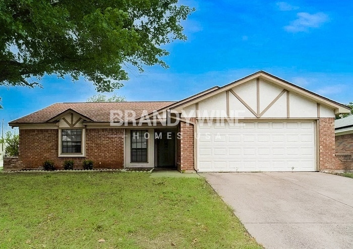 Foto principal - 848 Bristol Ave