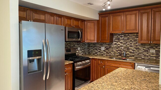 Foto del edificio - 9S110 Lake Dr