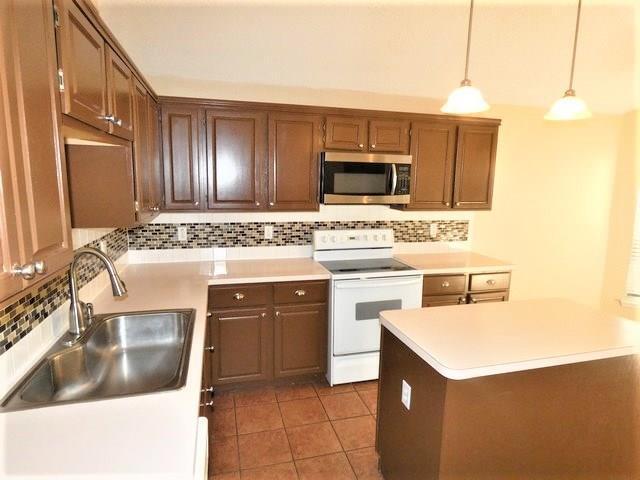 Foto del edificio - KELLER ISD!!! 3/2/2 IN ESTABLISHED NEIGHBORHOOD.