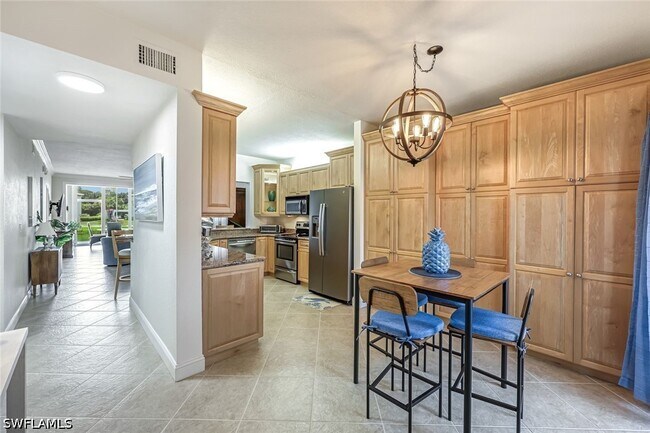 Foto del edificio - 832 Tanbark Dr