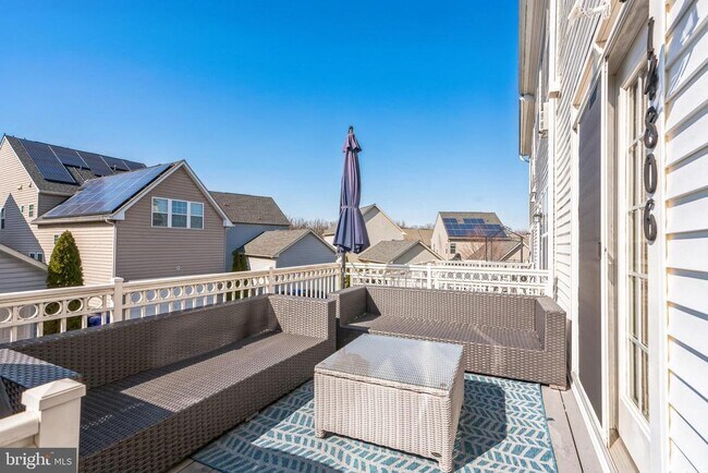 Foto del edificio - 14806 Hardcastle St