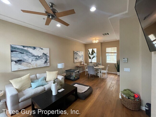 Building Photo - 2 br, 2.5 bath House - 2728 Farragut Rd.  ...