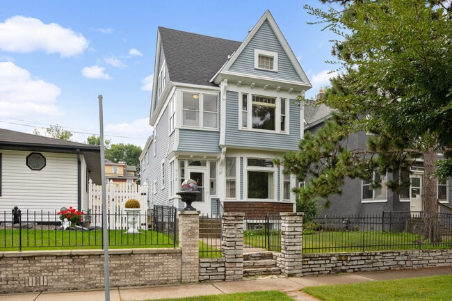 Building Photo - 912 Iglehart Ave