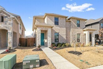Building Photo - 6717 Glimfeather Dr