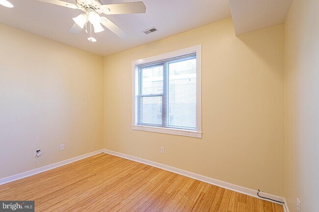 Foto del edificio - 1258 S 20th St