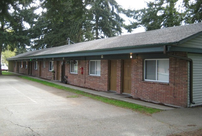Village Green Apartments Rentals WA
