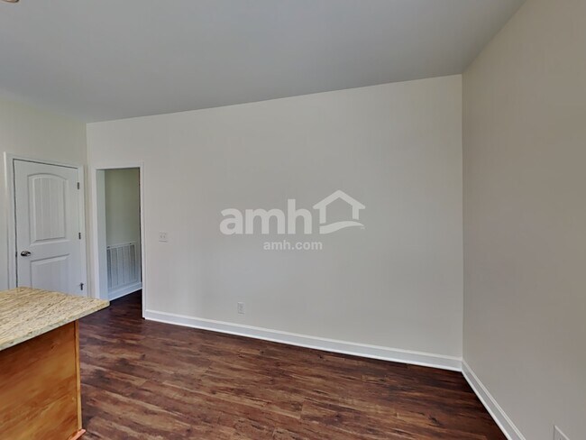 Building Photo - 1215 Saddle Brook