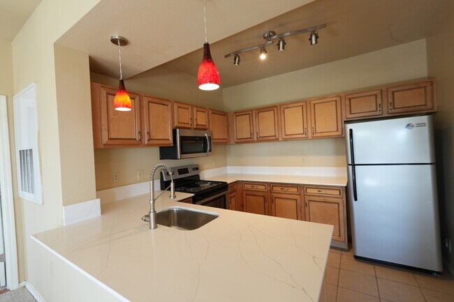 Foto del edificio - Crown Village at Elm Ridge