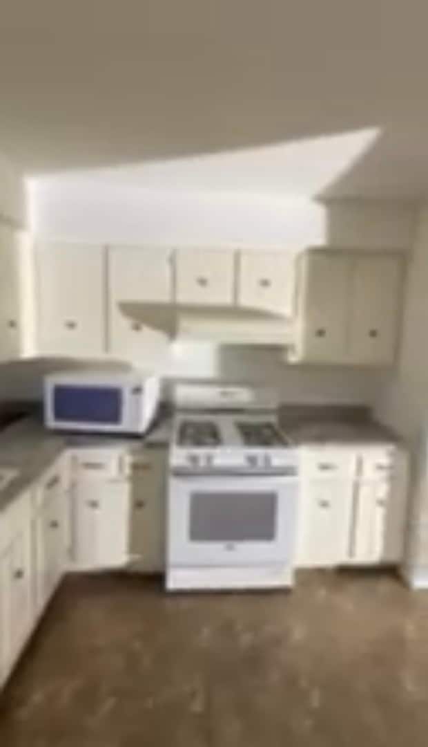 Building Photo - 7131 Hickory St