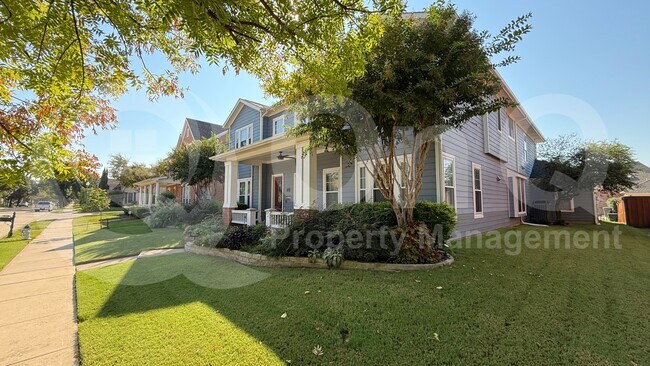 Photo - 1732 E Branch Hollow Dr House