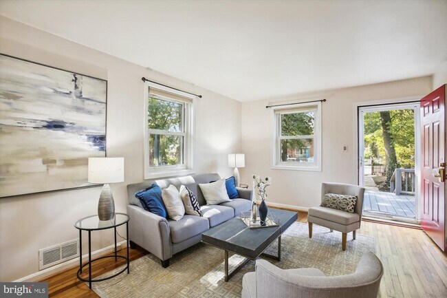 Foto del edificio - 127 Dale St