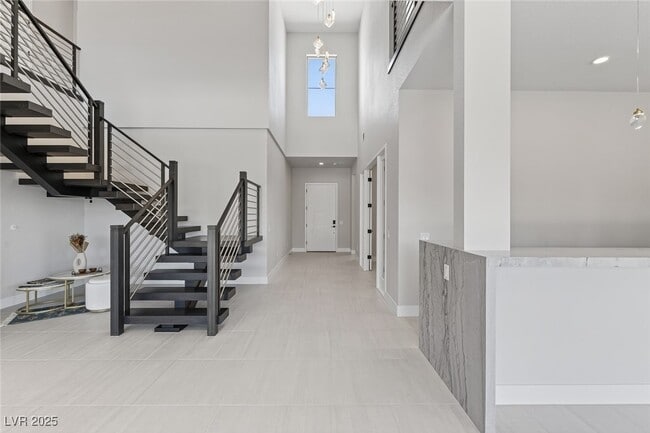 Building Photo - 10663 Stone Ledge Ave