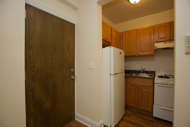 Foto del edificio - 1742 N Humboldt Blvd