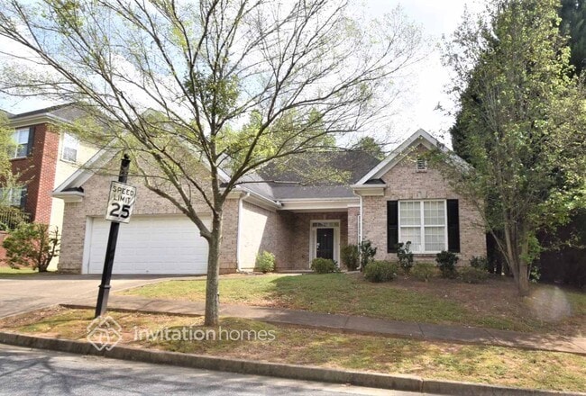 Building Photo - 467 Greyhawk Way