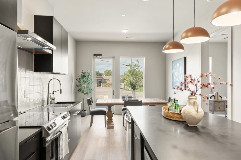 Foto principal - 1090 Haysboro Ave