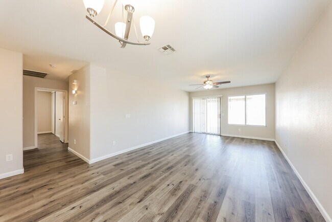 Building Photo - 16218 W Woodlands Ave