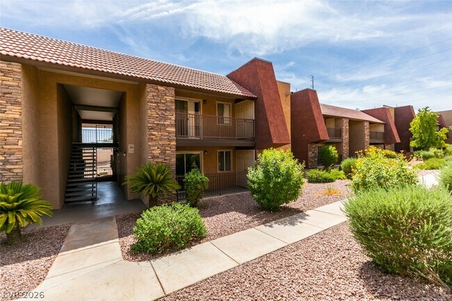 Building Photo - 4450 Sandy River Dr