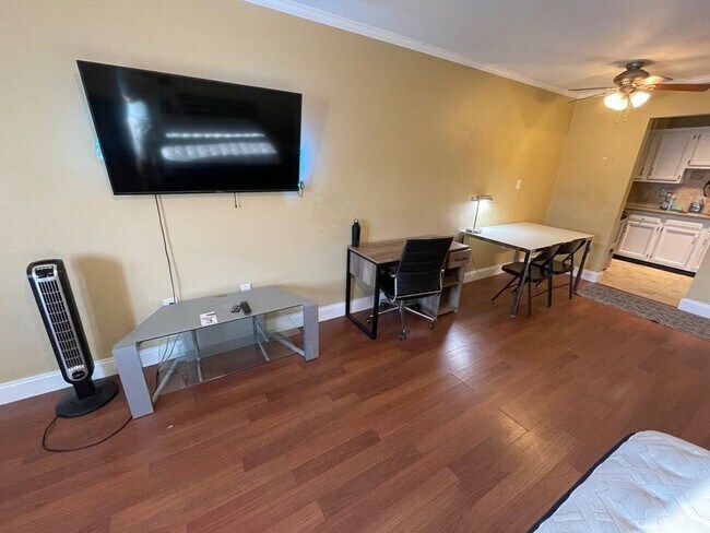 Foto del edificio - 405 Dunwoody St