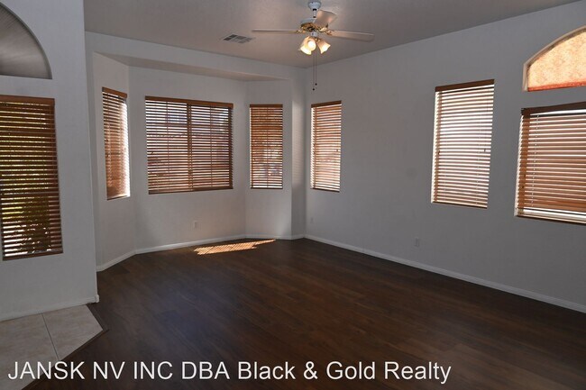 Building Photo - 3 br, 2 bath House - 1108 Coral Rainbow Ave