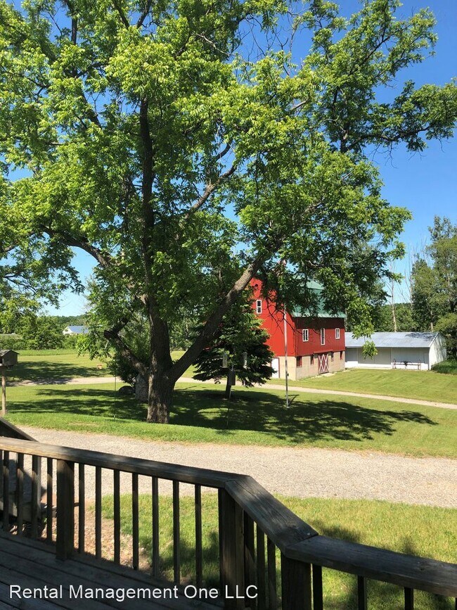 Foto del edificio - 4 br, 3.5 bath House - 8597 E. Donner Rd
