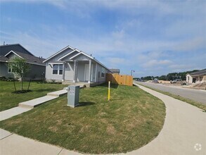 Building Photo - 144 Sormonne Lp