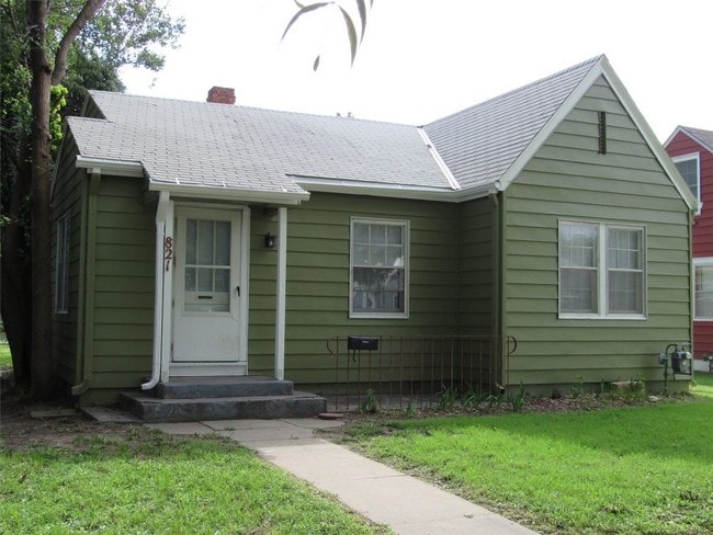 Building Photo - 821 S. 11th