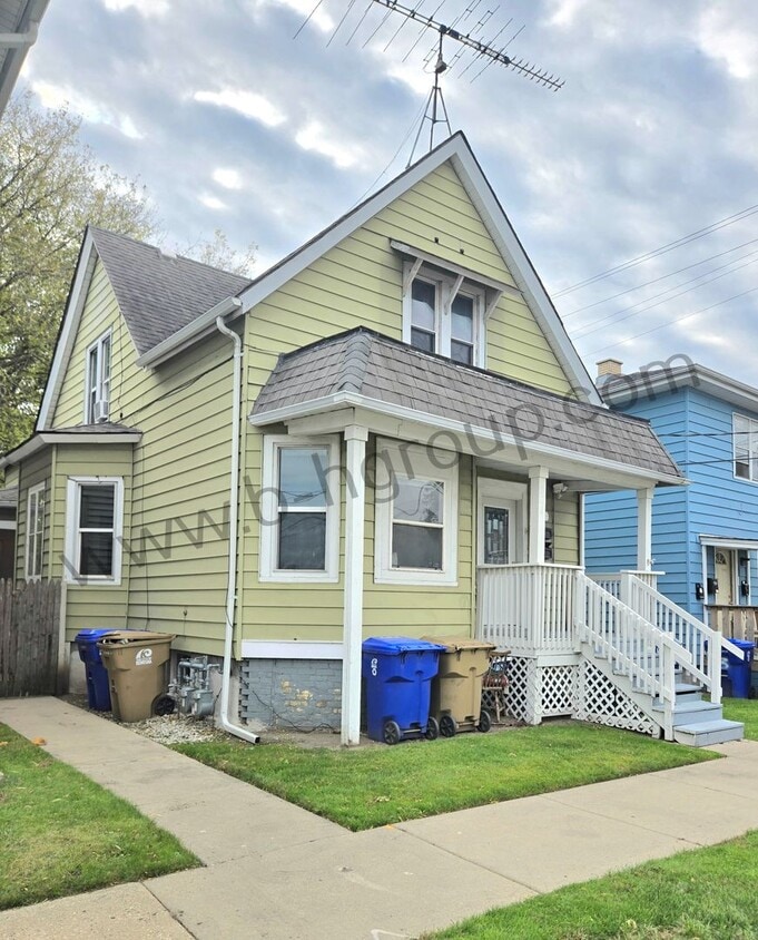 Primary Photo - 821 48th St