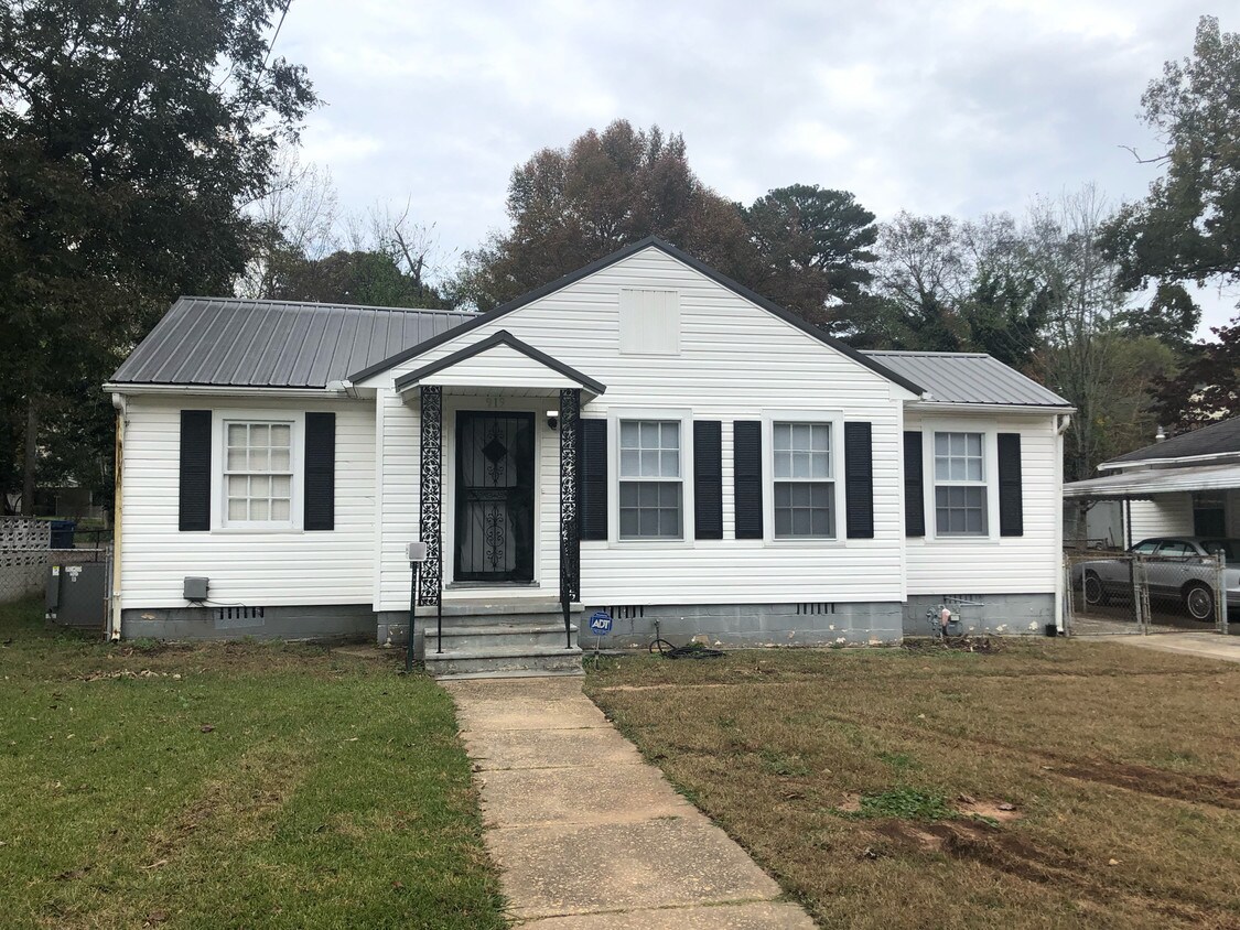 919 Maplewood Pl, Anniston, AL 36207 House Rental in Anniston, AL