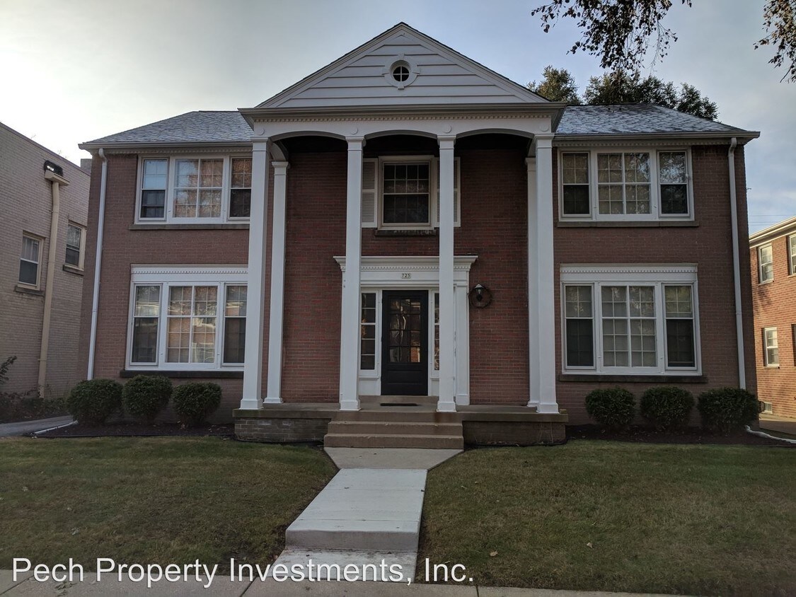Primary Photo - 725 E Henry Clay St