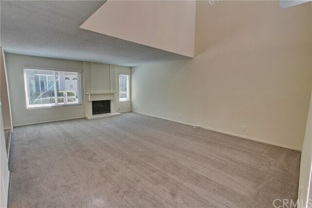 Building Photo - 2 Osborn