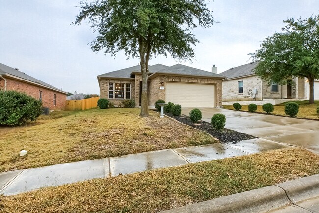 Building Photo - 1732 Amberwood Loop