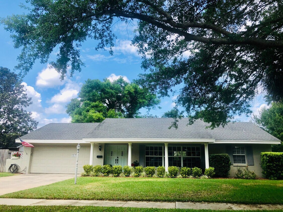 WINTER PARK POOL HOME WITH WINTER PARK SCHOOLS! (Orange County Winter Park Schools) - WINTER PARK POOL HOME WITH WINTER PARK SCHOOLS! (Orange County Winter Park Schools)