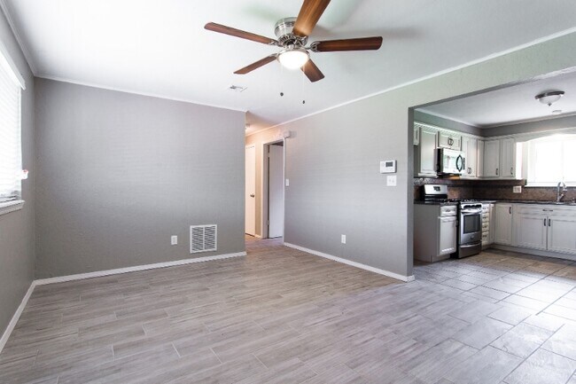 Foto del edificio - 708 SW 3rd St