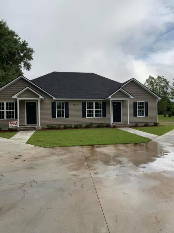 Foto principal - 4037-B Old Pine Rd