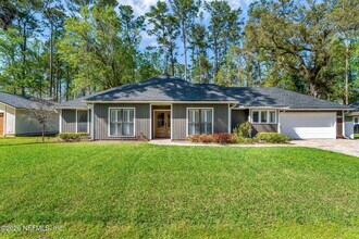 Building Photo - 4340 Blue Heron Dr