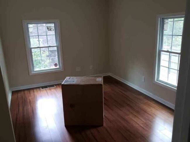 Foto del edificio - 4014 Clairmont Rd