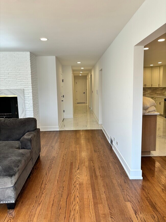 Foto del edificio - 3350 W Columbia Ave