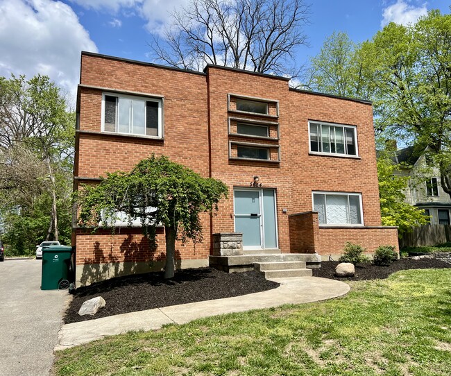 Foto del edificio - 5654 Macey Ave