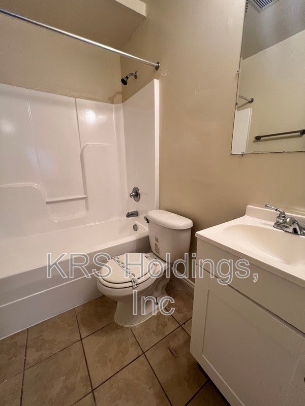 Photo - 2104 Phaup St Apartment