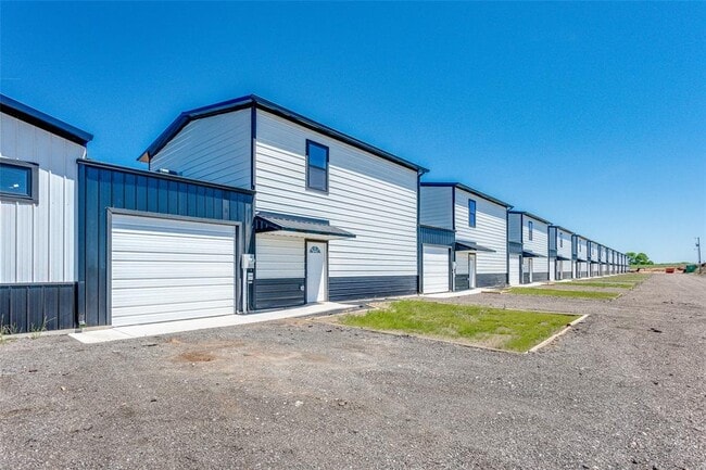 Foto del edificio - 12571 US-77