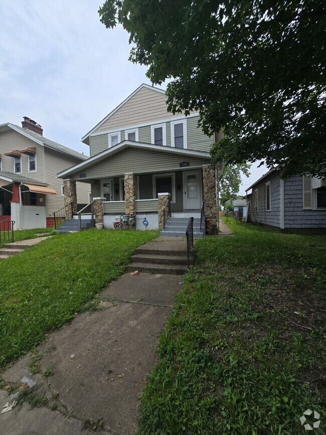 Building Photo - 510-512-512 N Champion Ave