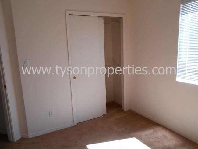 Foto del edificio - 3455 Flat Iron Rd NE