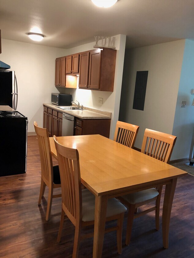 Mapleview Apartments 420 Hill St Hartland, WI Apartments for Rent