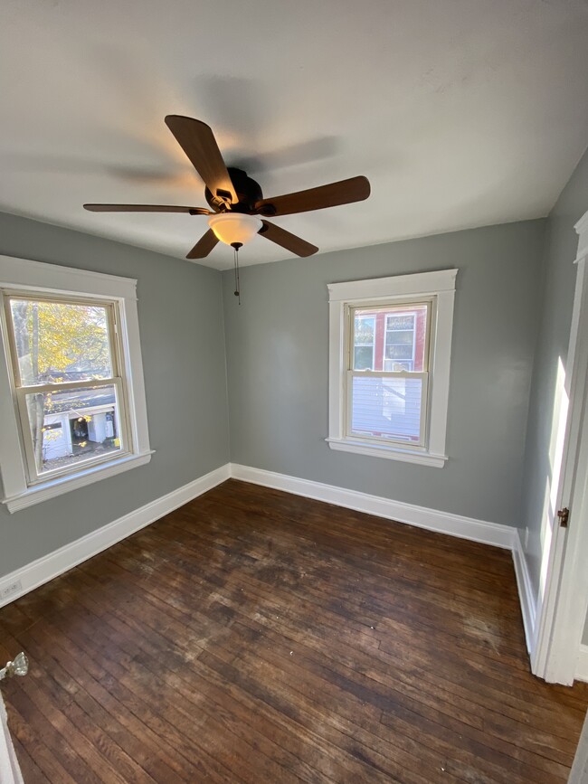 Bedroom - 11513 Saint Mark Ave